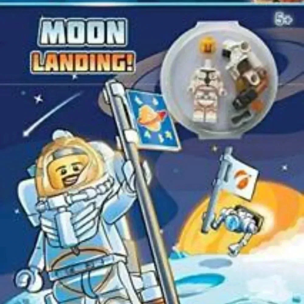 LEGO City Moon Landing Activity Book & Astronaut Mini Figure * Retired